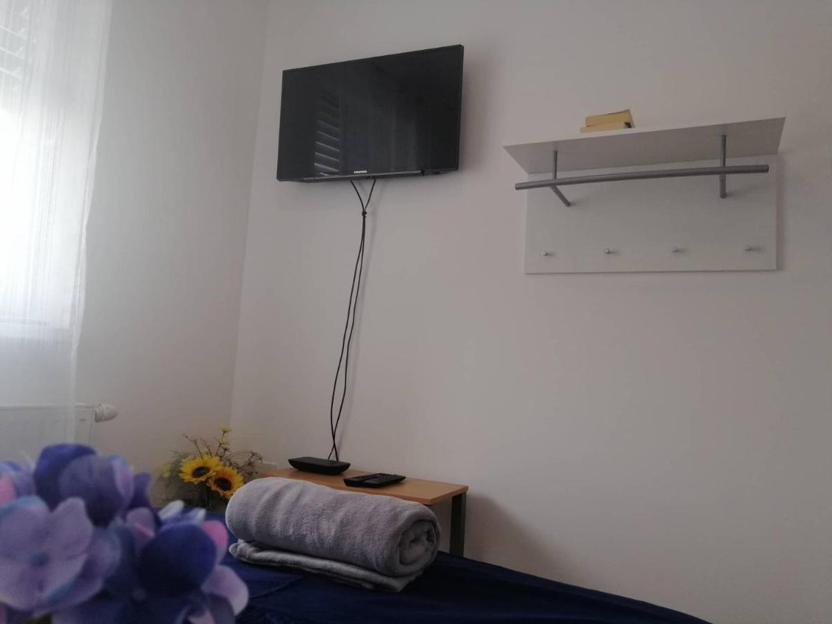 Apartman Natali*** Apartment Varazdin Bagian luar foto