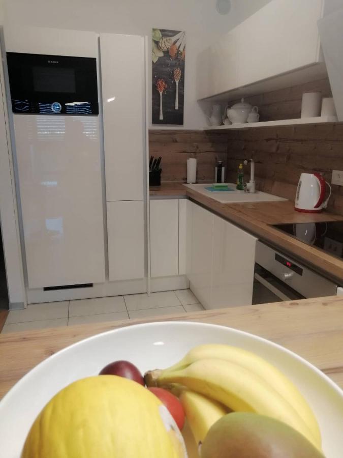 Apartman Natali*** Apartment Varazdin Bagian luar foto